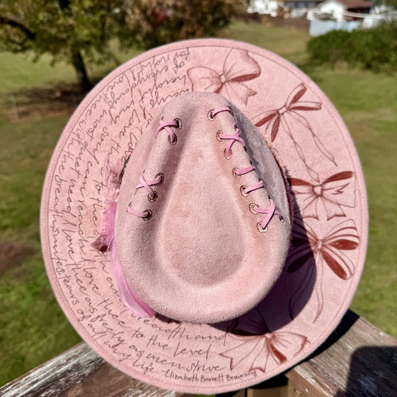 Hand Burned Hat with “How Do I Love Thee” Poem and Bows - Picture 6 of 6